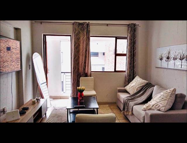 2 BEDROOM APARTMENT FOR SALE IN FERNDALE